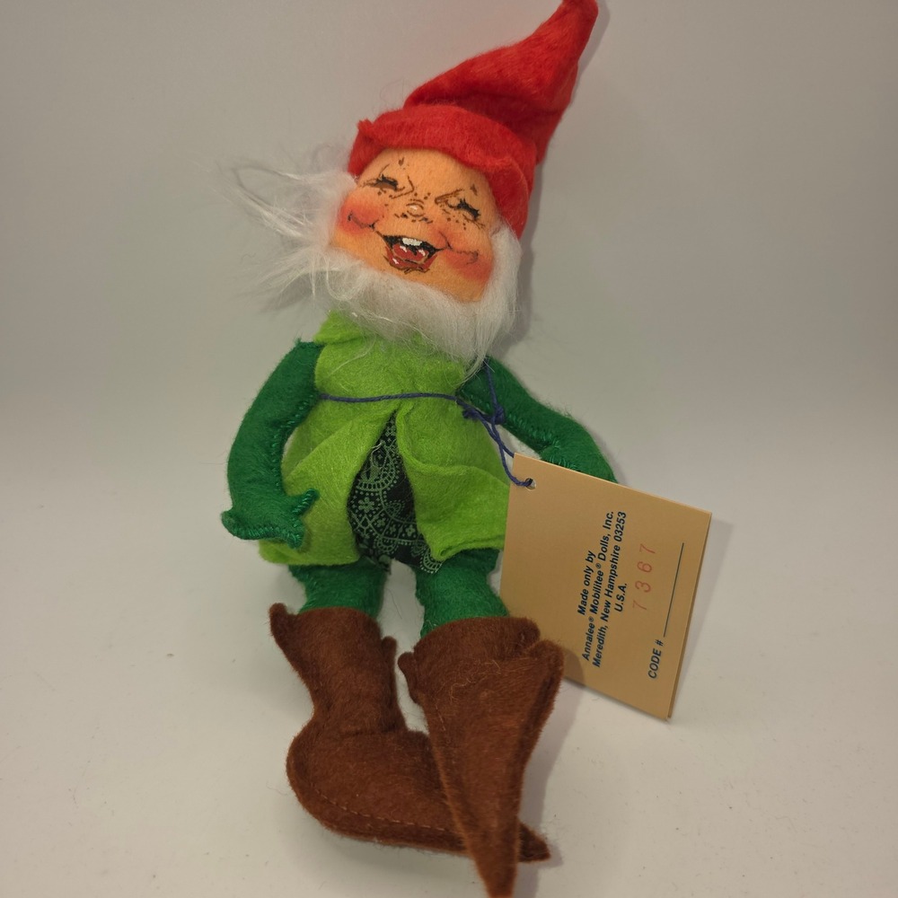 Vintage Annalee Mobilitee Dolls Elf Gnome Green Red Felt‎ Posable Figure 7367 NH